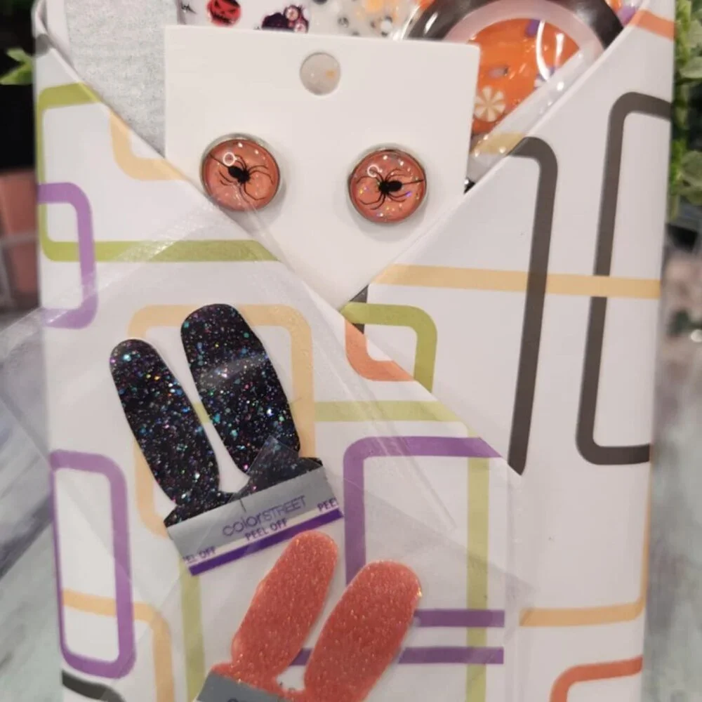 Blind Date with a Mani Bundle